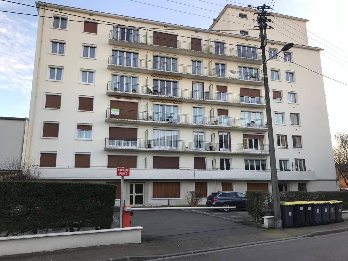 Studio 32 wifi Troyes Exterior foto